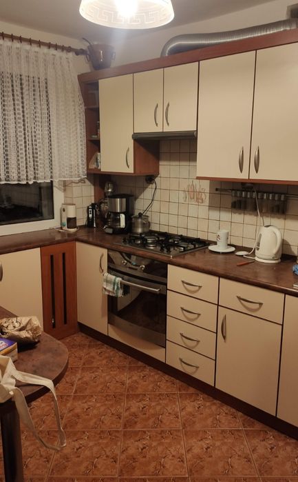 Korpusy i fronty kuchenne  stan dobrym rozkrecone