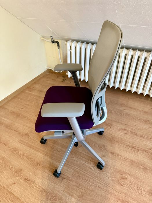 Krzesło fotel biurowy Haworth Zody stan idealny
