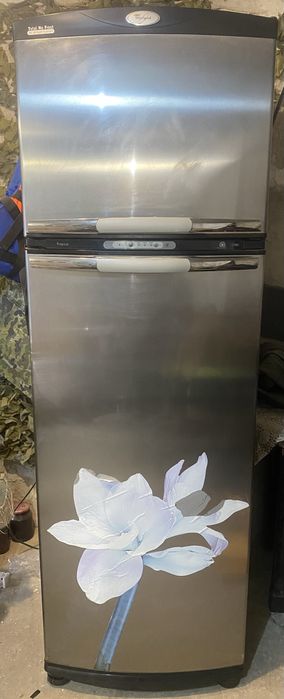 Продам холодильник