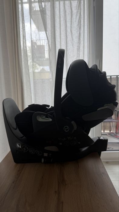 Zestaw Fotelik samochodowy + baza isofix Cybex Cloud T+