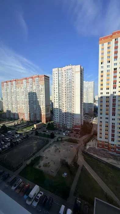 Продаж просторої 2-кімнатної квартири в ЖК «Патріотика», Осокорки, Дарницький район