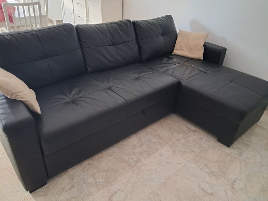 Sofá Chaise Longue e conversível em Cama