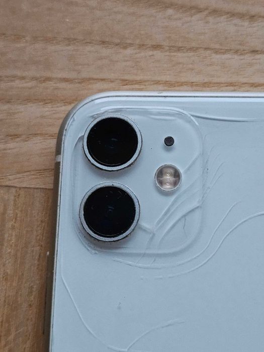 Iphone 11 64GB Biały Sprawny