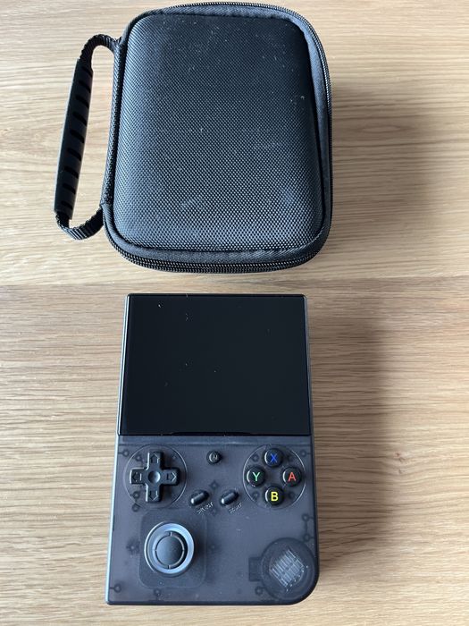 ANBERNIC RG40XXV Retro Game Console — preta — como nova