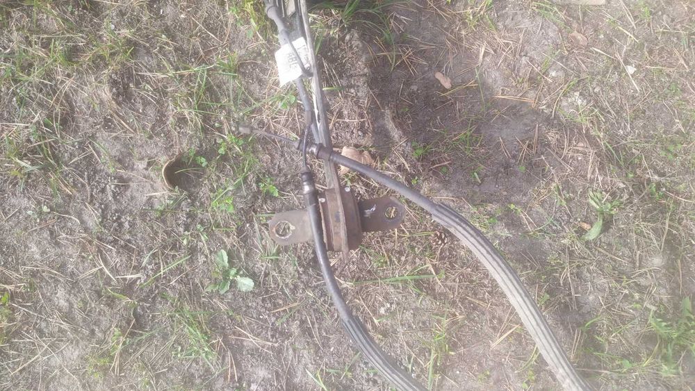 Форд фокус 3 задний трос ручника
