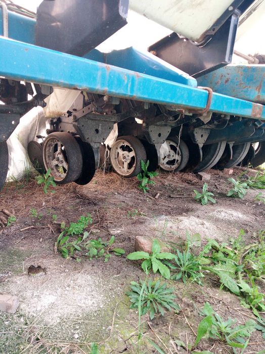 Продам сеялку kinze 3000