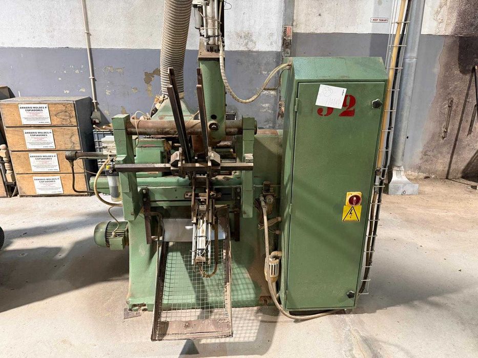 Automat tokarski Triade TI-40