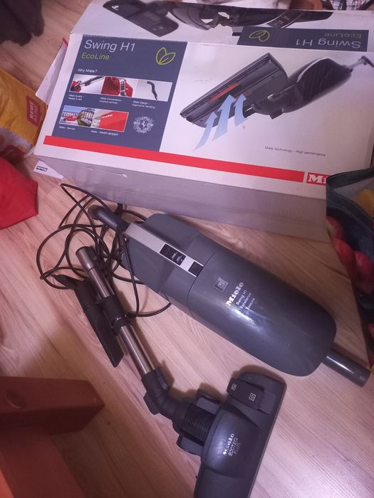 Пилосос Miele + 20 мішків