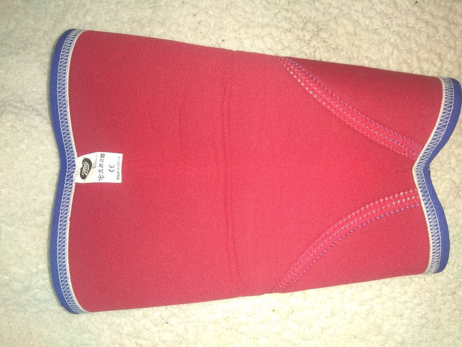 Неопреновый наколенник отрез коленного сустава