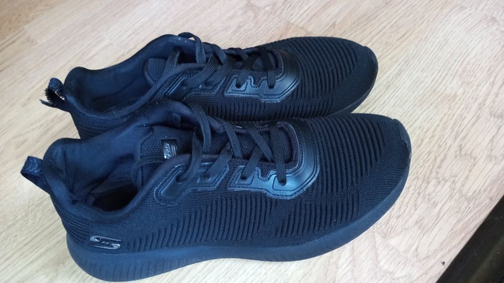 Skechersy Boss buty sportowe rozm 39