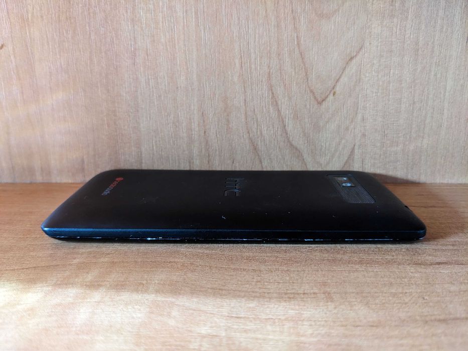 Смартфон HTC Desire 600 Dual sim