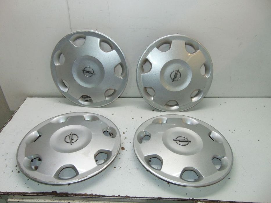 Opel corsa C e outros tampões de jantes
