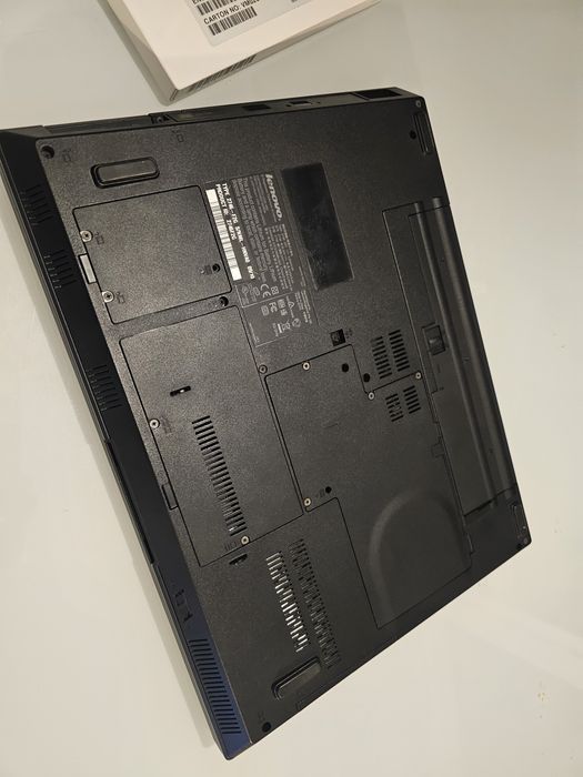 Lenovo ThinkPad SL500 + torba gratis