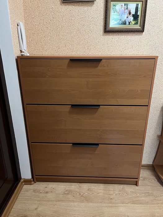 Полиця для взуття