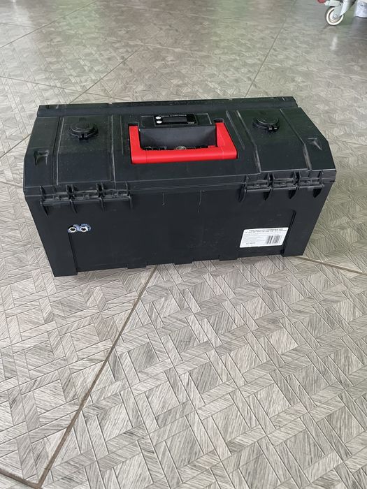 Зарядна станція, допоможе при блекауті