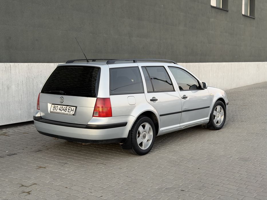 Volkswagen Golf 4 автомат, кондиціонер