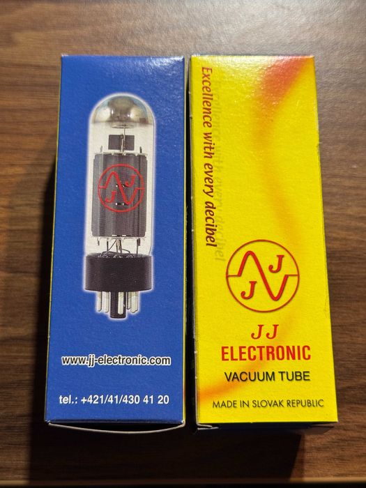 Продам ламповий комбопідсилювач Marshall DSL15C