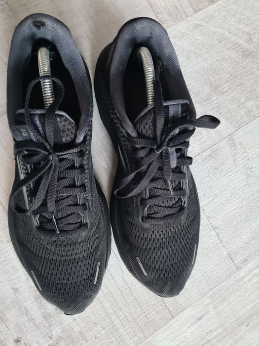 Brooks  ghost 14
