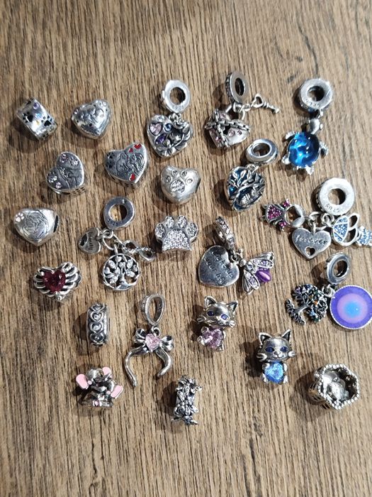 Charms zawieszka koralik