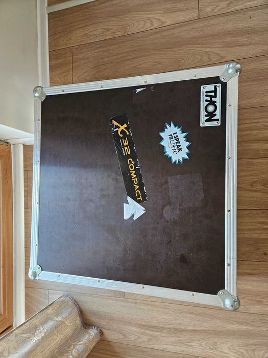 Behringer x32 Compact (Producer, Full)