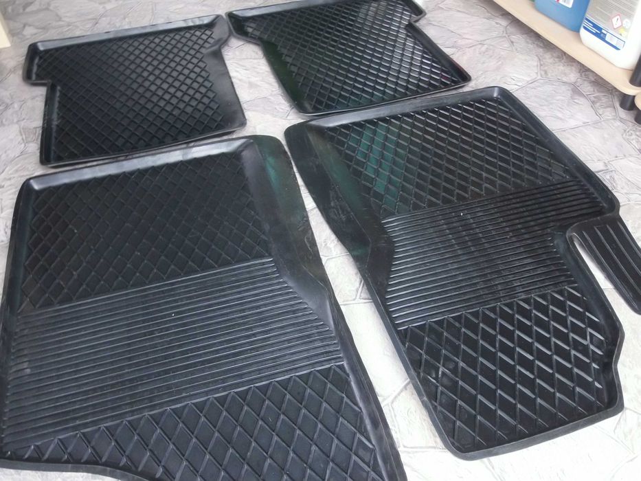 Dywaniki Gumowe FIAT Brava 500 Linea Palio Qubo Sedici Marea Croma