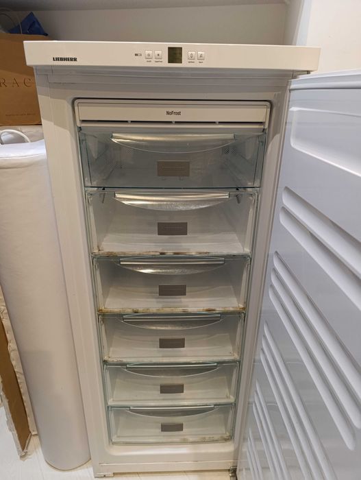 Морозильная камера LIEBHERR GN 2323