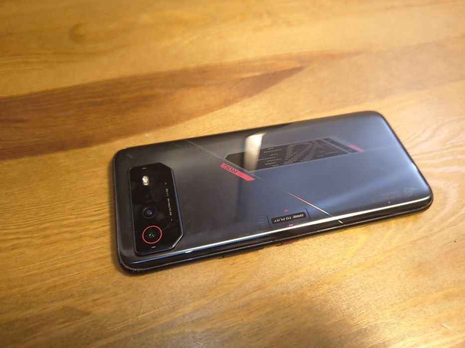 Asus rog phone 6 12/256