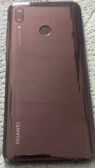 ТЕРМІНОВО Телефон Huawei P Smart 2019