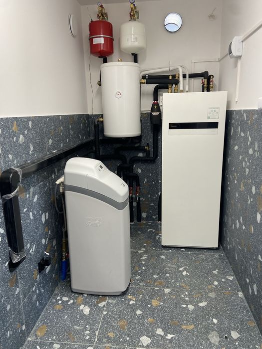 Hydraulika/Chemiczne czyszczenie instalacji grzejnikowej i podlogowej /Budowa kotlowni, maszynowni pomp ciepła