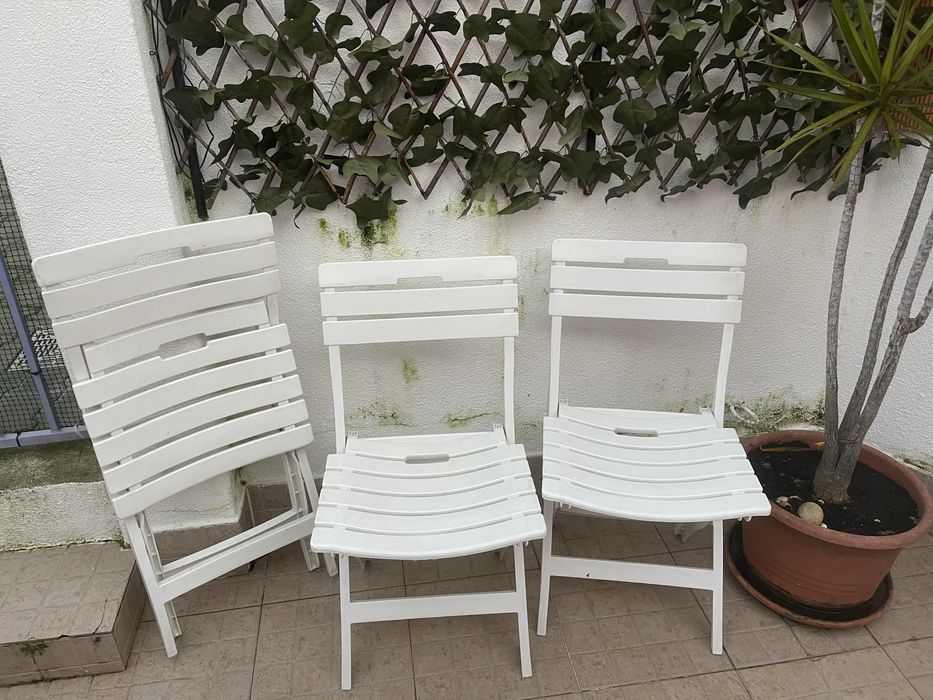 Cadeirias dobraveis de jardim  as 3 unidas