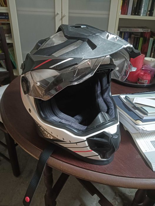 Capacete Scorpion ADF 9000 Exo