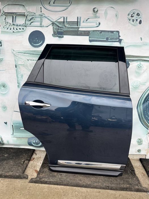 Nissan Pathfinder R52 дверь двери двері задні праві