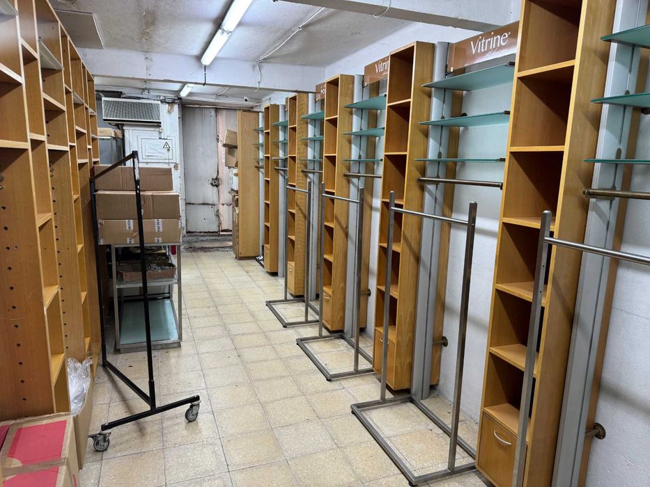 Móveis de loja, vitrines e expositores