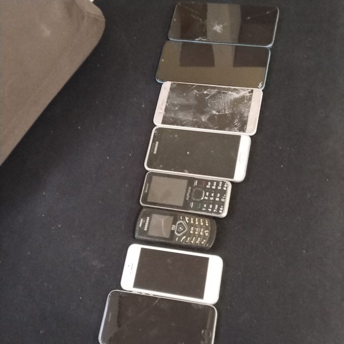 Телефони  ноутбуки