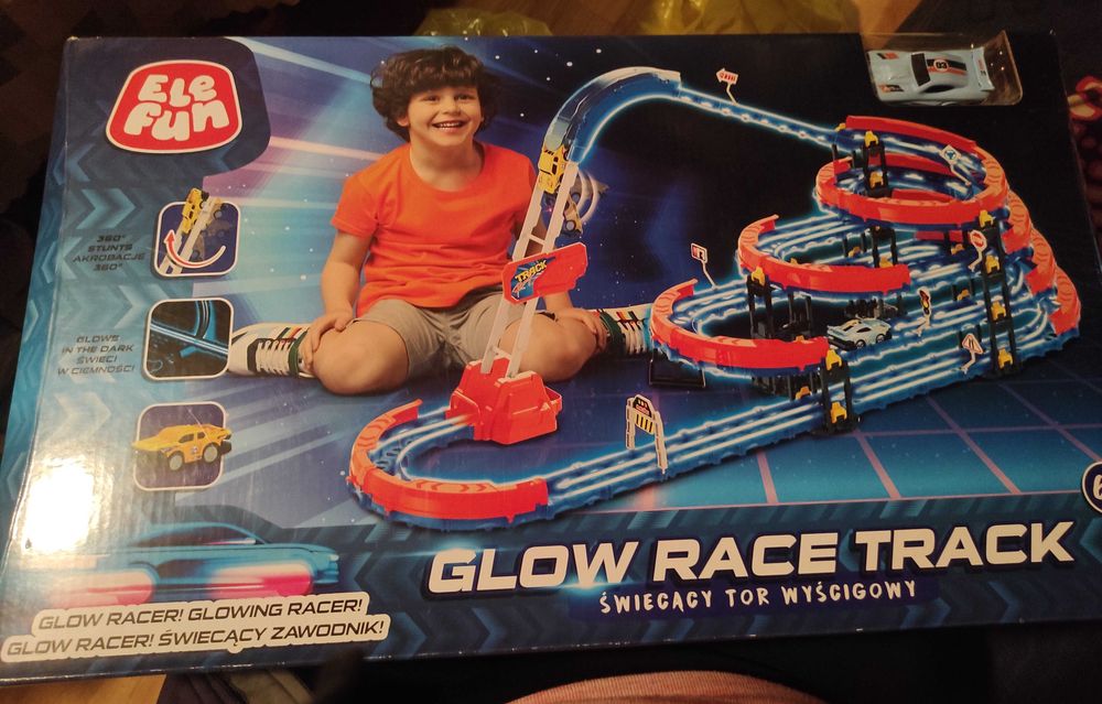 Elefun świecący tor wyścigowy