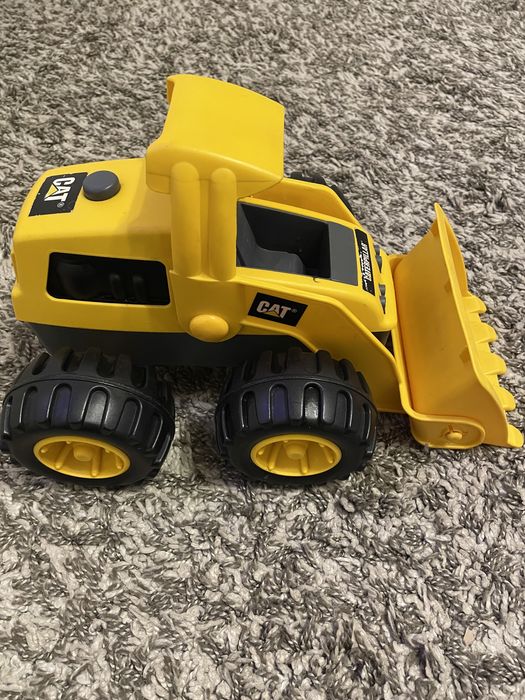 Продам трактор CATERPILLAR