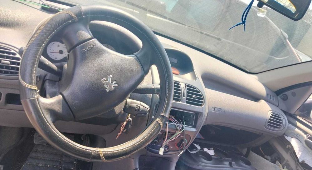 Peugeot 206 para peças