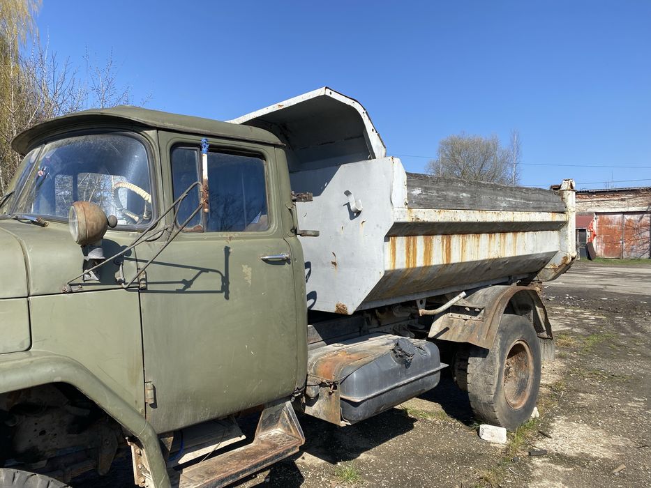 Продам зіл самоскид