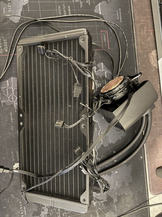 MSI MEG CoreLiquid S280 rgb aio