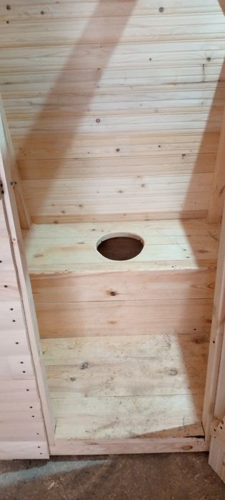 Продам дерев'яні туалети
