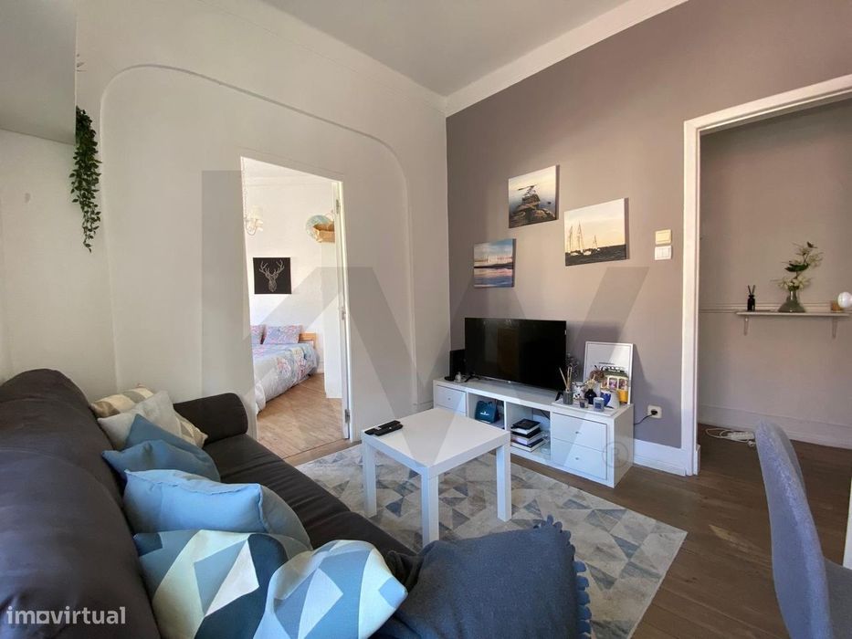 T3 com varanda no Dafundo | Último andar | 90 m2 | Disponível 16AGO