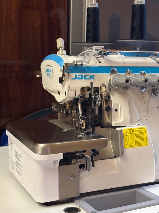 Промисловий оверлок Jack JK E4S-5-03/333
