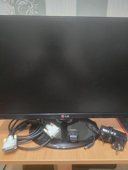Продам монітор LG 22EA63