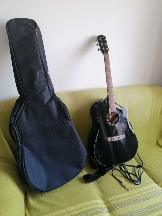 Guitarra Fender (como nova)