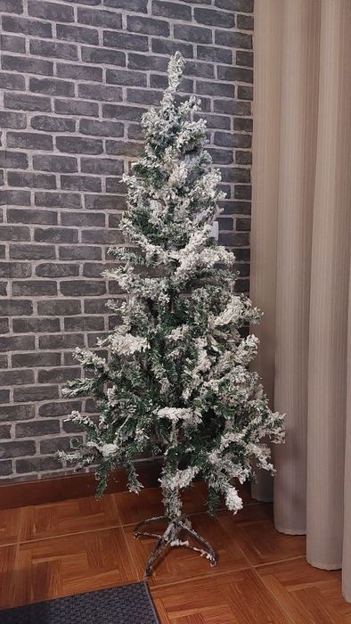 Árvore de Natal 150cm c/ neve