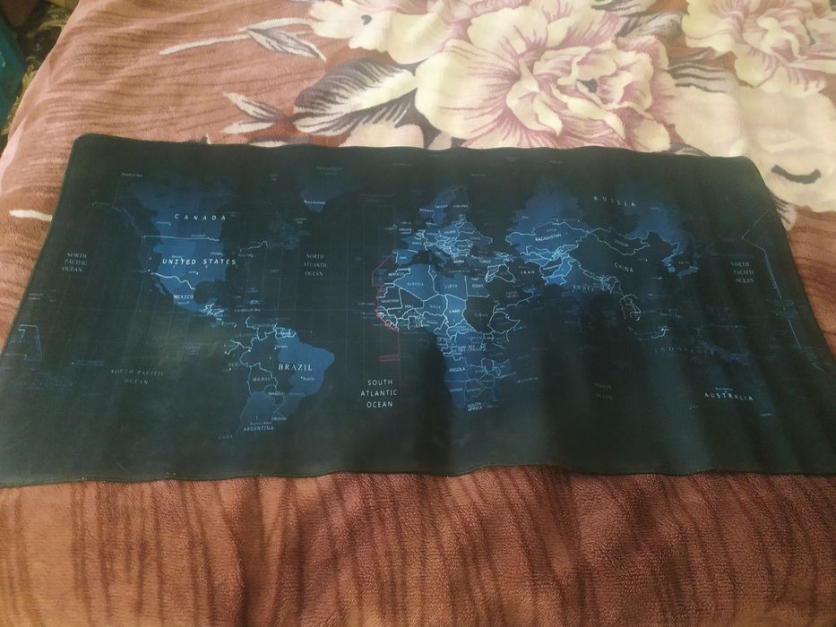 Коврик под клавиатуру и мышку