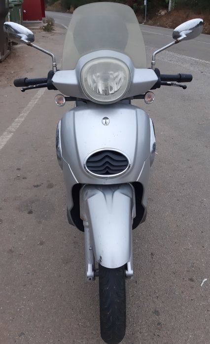 Scooter Aprilia scarabeo 125c grupo Piaggio