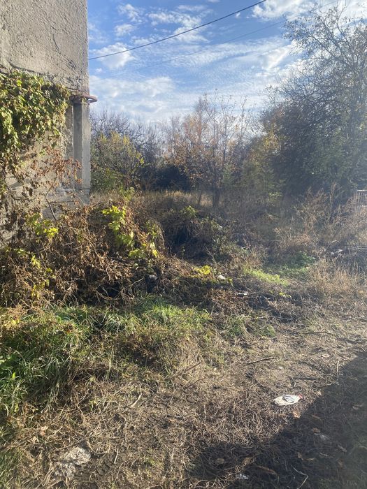 Продам газифіковану  зем. ділянку у центрі міста