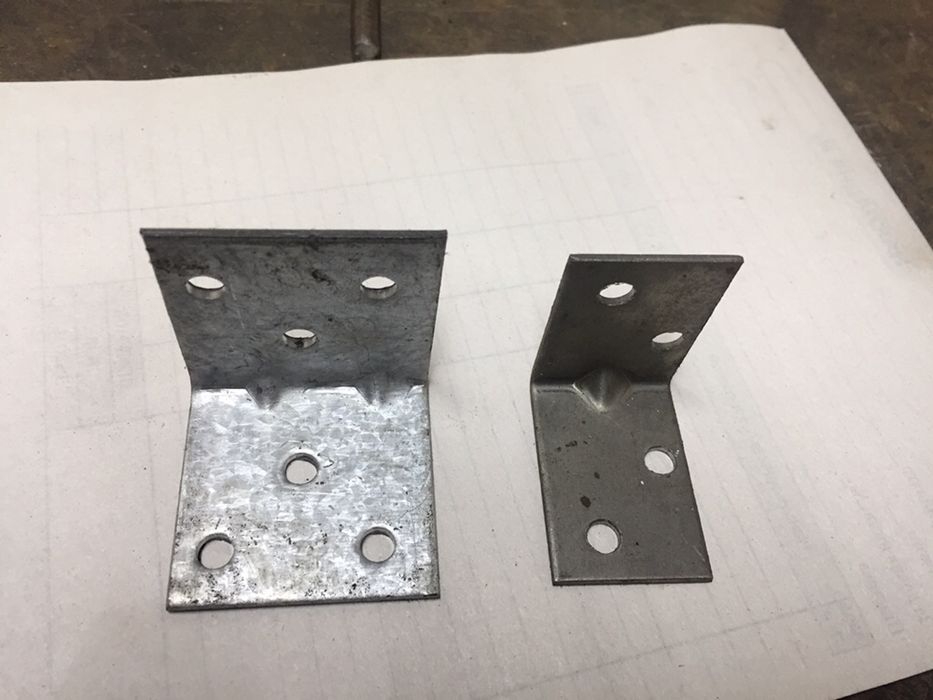 Уголок монтажный перфорированный крепежный кутник металевий пластини