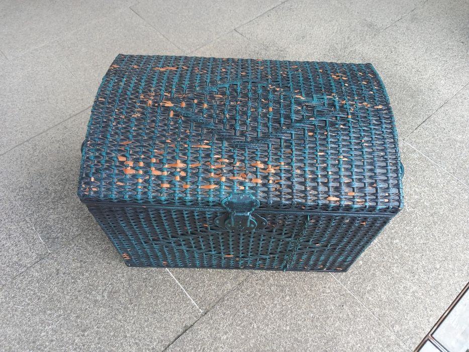 Baú Rústico Antigo / Arca